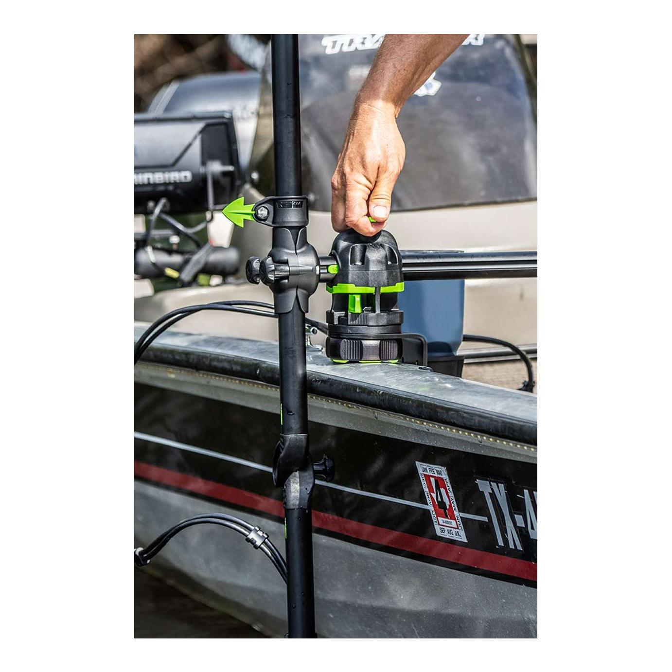 HEXX Gunnel Track Mount	