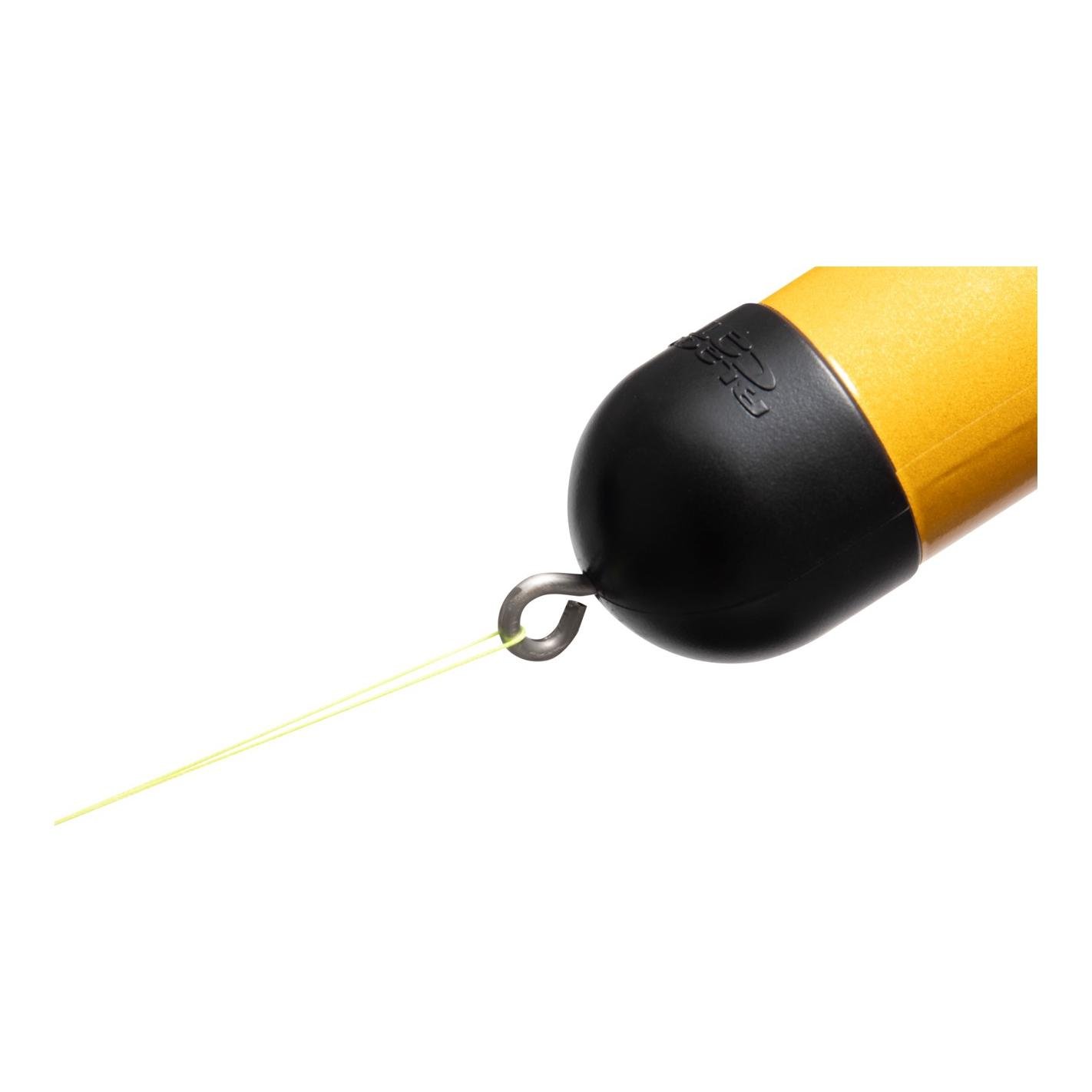 Black Cat Outrigger Float - Seitenpose für Waller