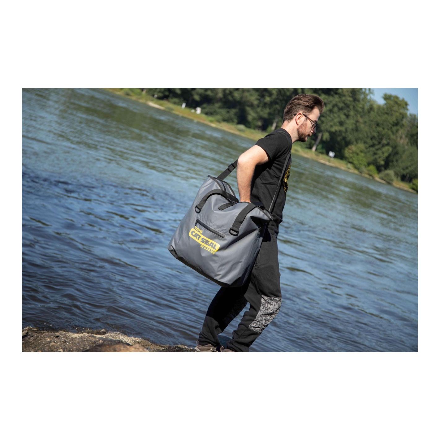 Black Cat Cat Seal 50L WP Sling Bag - Angel-Transporttasche