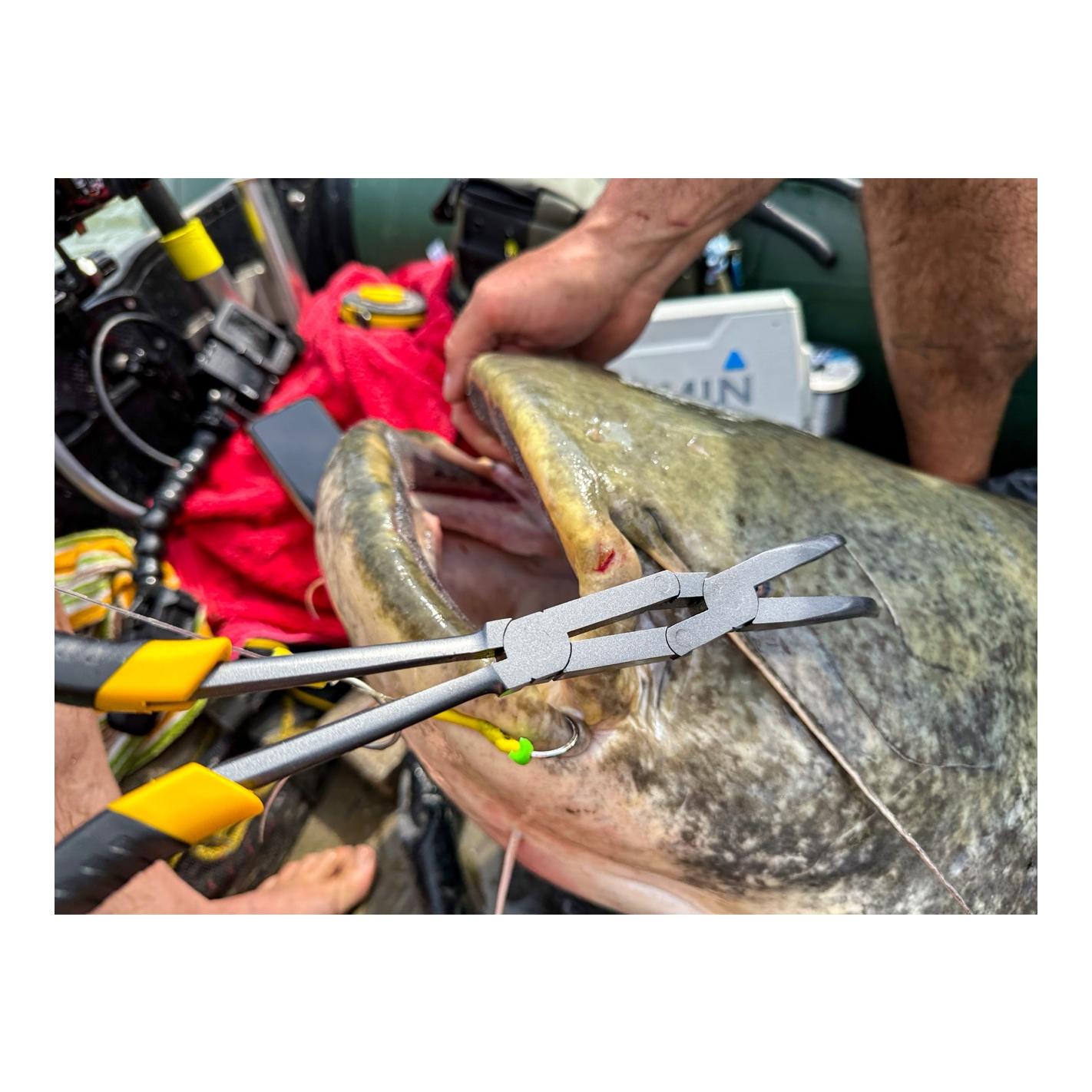 Black Cat Power Pliers – Abhakzange für Waller