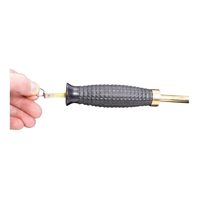 Fischtöter mit Meterband