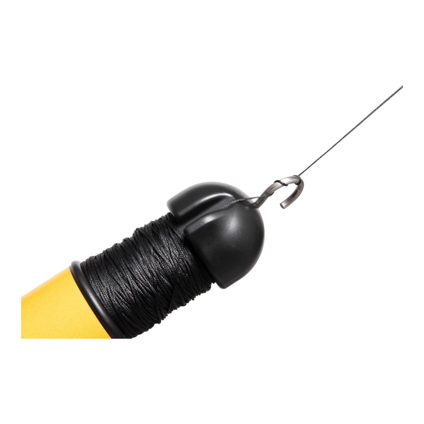 Black Cat Outrigger Float - Seitenpose für Waller