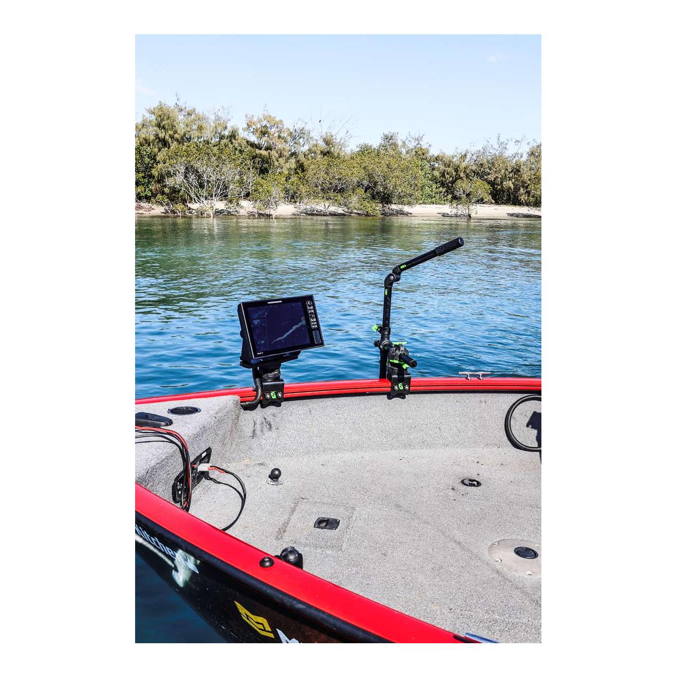 HEXX Gunnel Track Mount	