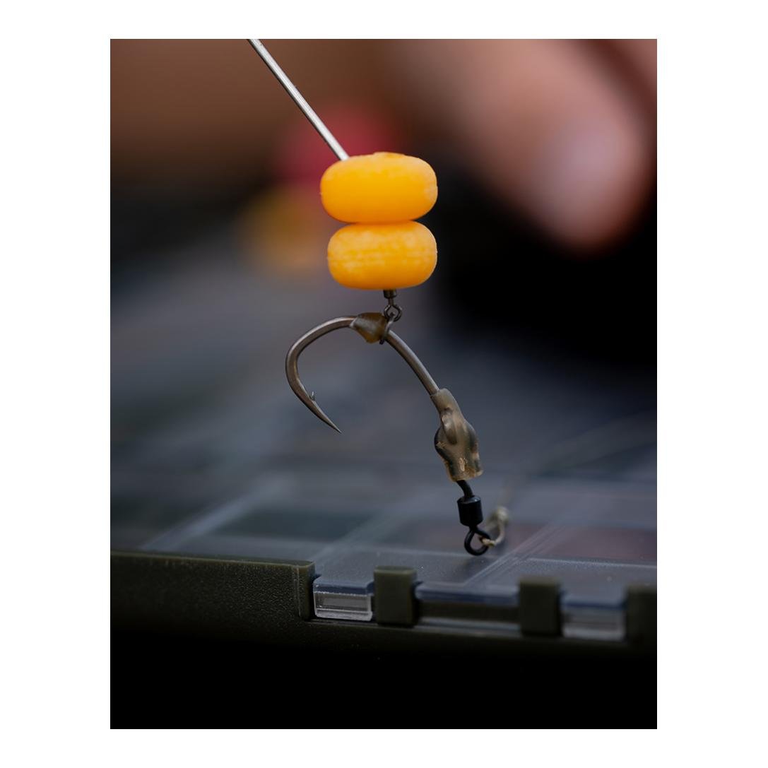 FOX Rage Edges Armapoint Super Wide Gape (inturned eye) - Size 6